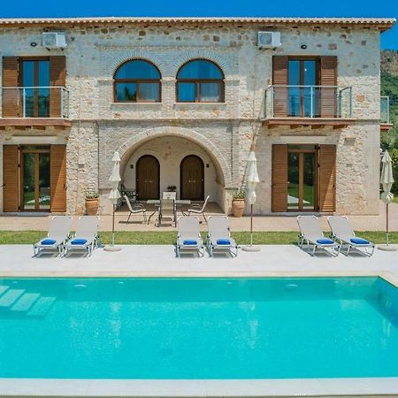 Green Stone Villas Apartments Kalamákion Екстериор снимка