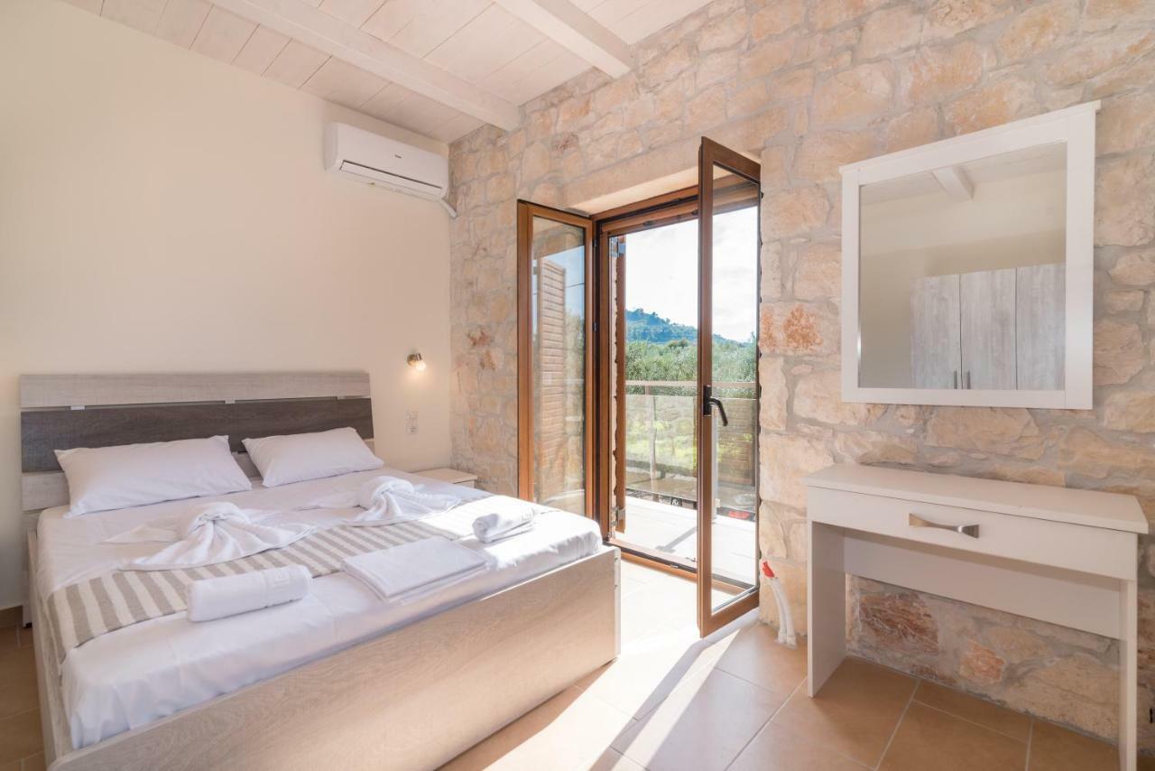 Green Stone Villas Apartments Kalamákion Екстериор снимка