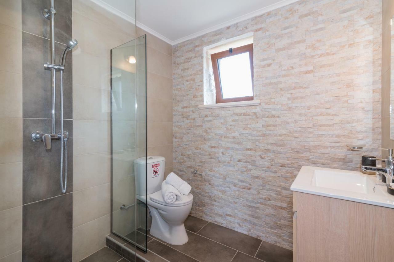 Green Stone Villas Apartments Kalamákion Екстериор снимка